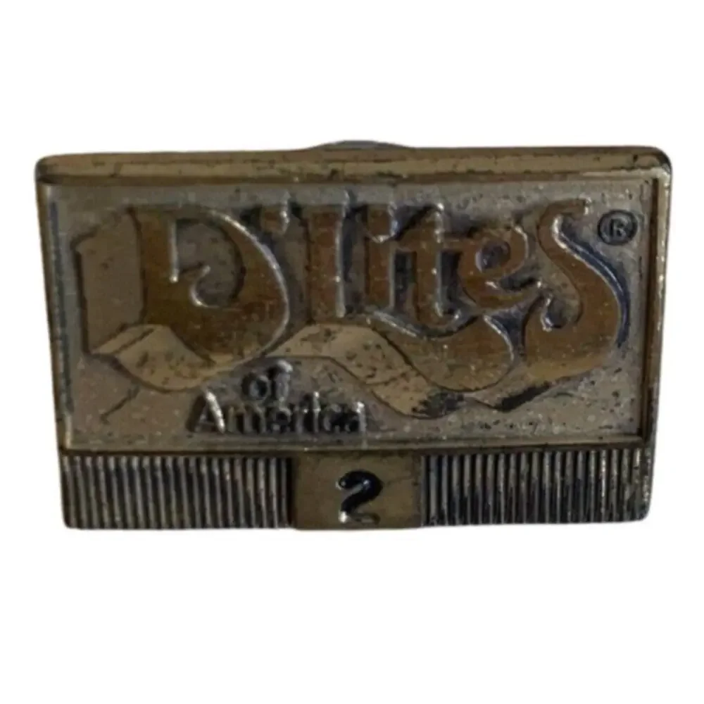 D’Lites of America Lapel Pin Fast Food Chain 1980s Vintage Gold Tone Pinback
